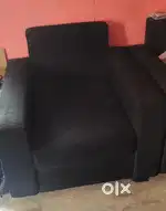 Single seated sofa (2)