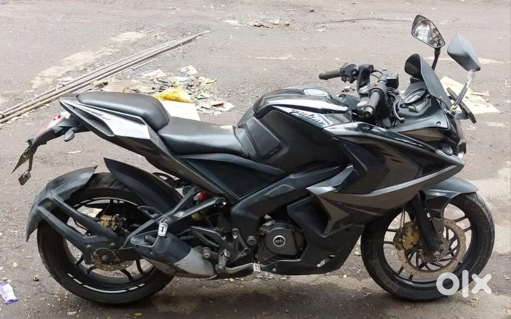 Bajaj Pulsar Rs 200 first owner