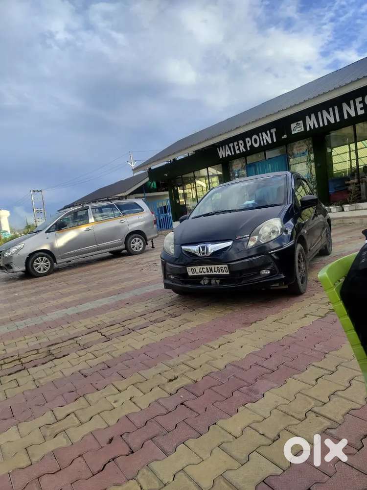 Honda Brio 2011 Petrol Well Maintained
