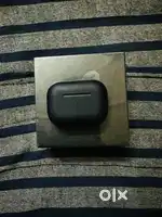 Airpods pro new ( black and white )