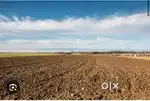414 yard plot available for sale