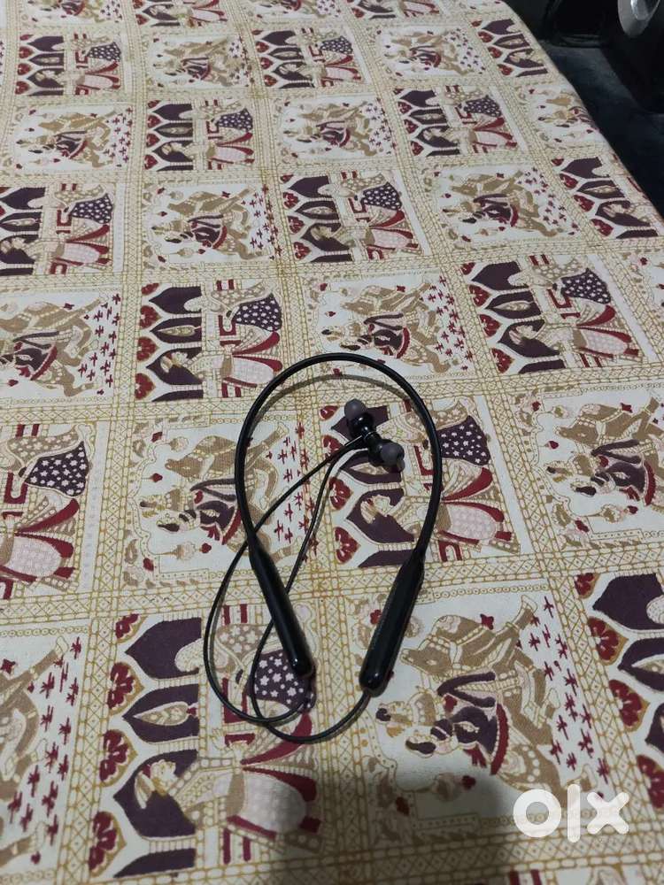 Ptron bluetooth neckband