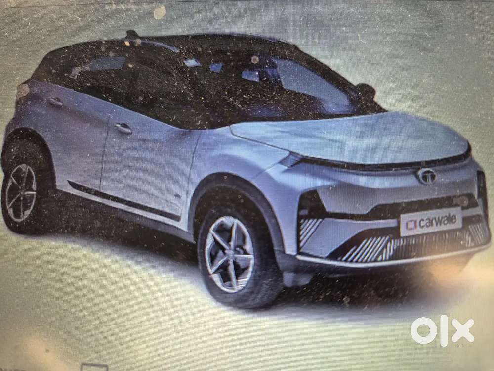 Looking a Car Driver and able to drive a AT, MT vehicle