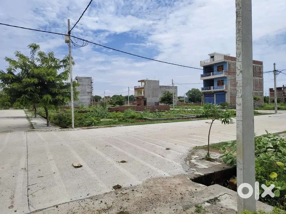 Ahmamou Lucknow 7 km pr plot le khurdhi bajar ke pas ring road pr