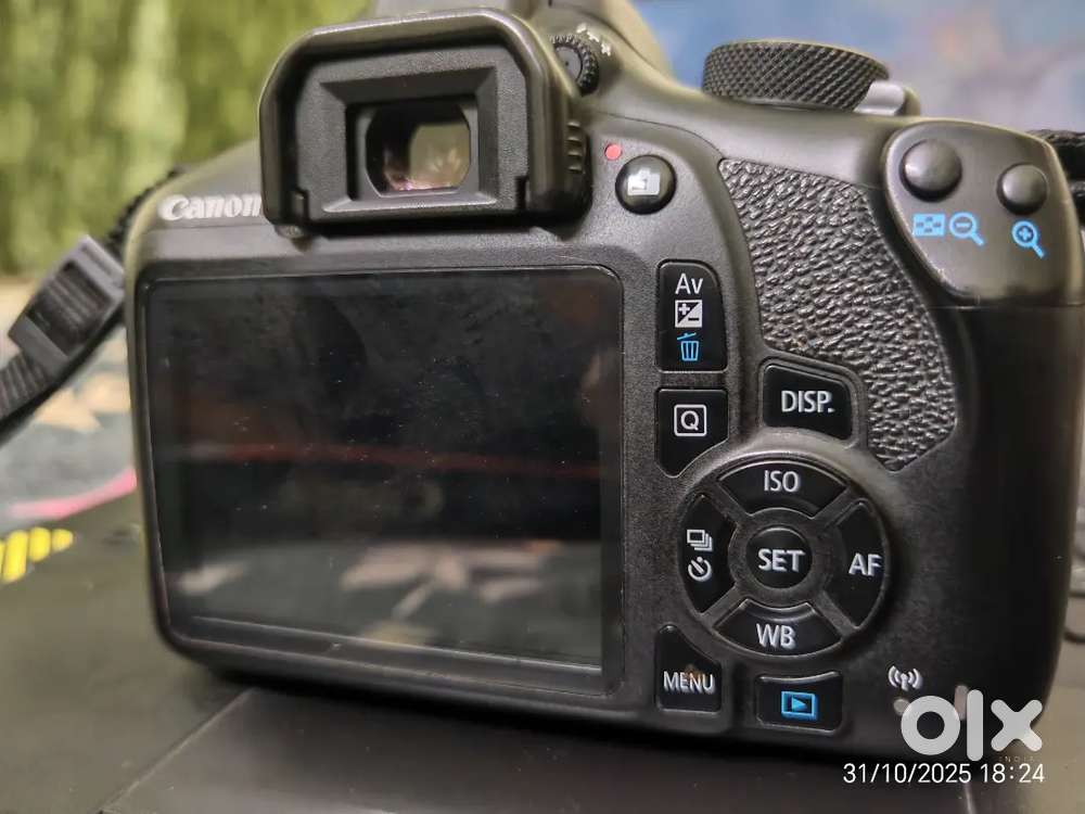 Canon 1300D