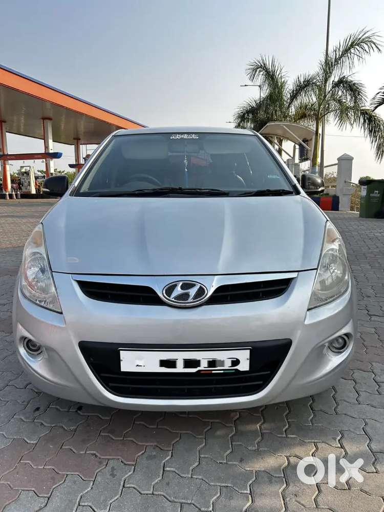 Hyundai i20 2011 Petrol 85000 Km Driven
