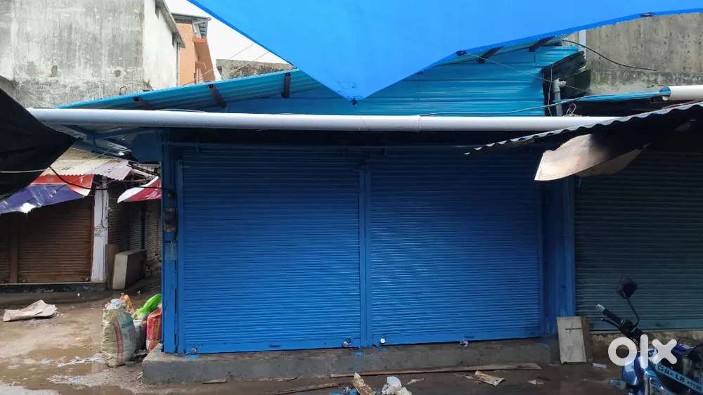 Shop for Rent – Prime Location – Ideal for Any Business