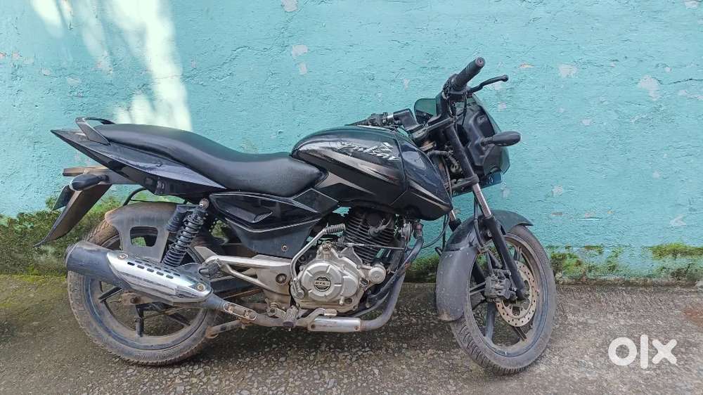 PULSER 150