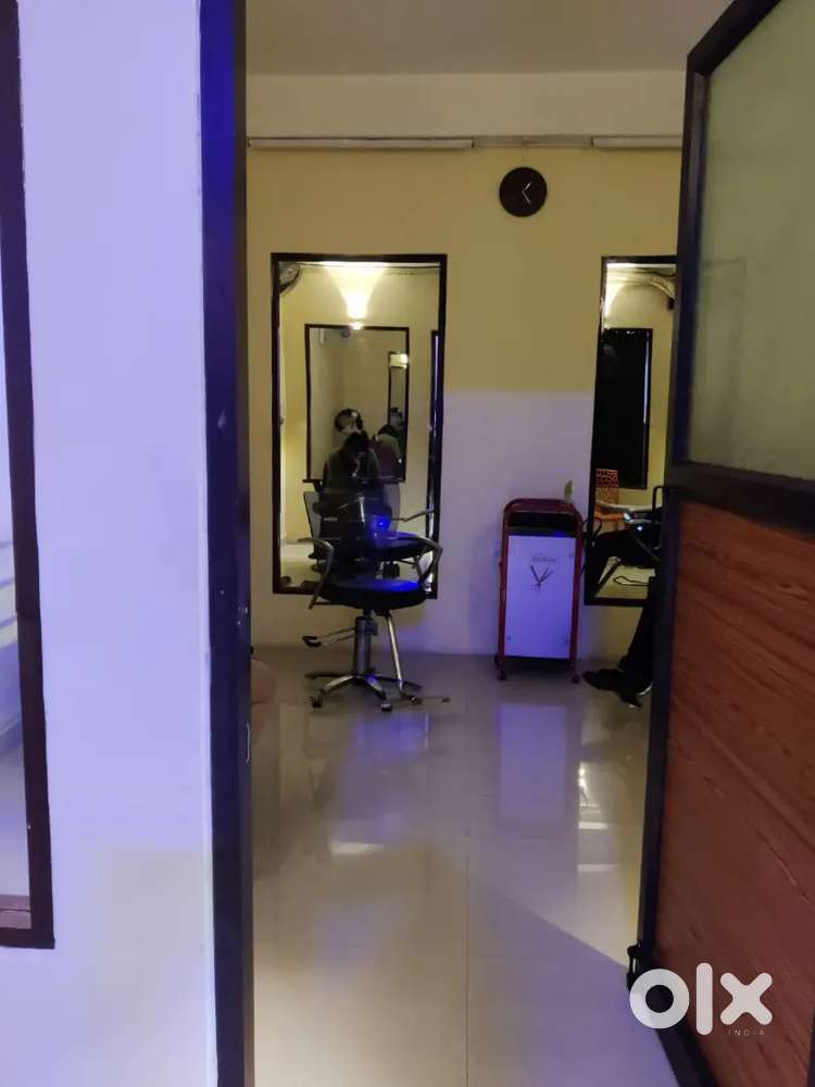 Spa receptionist and telecalling only Female