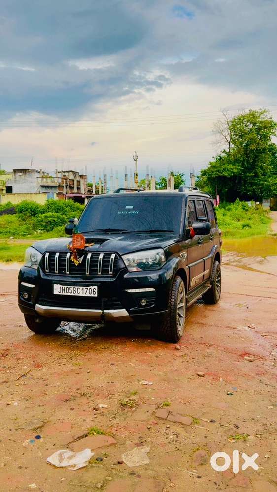 Mahindra Scorpio 2015 Diesel Well Maintained