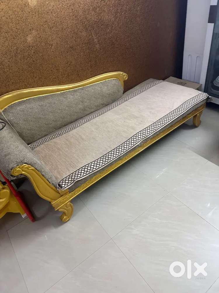 4 seater sofa