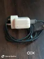 Apple USB power adapter 5 watts with charging cable Lightning to USB