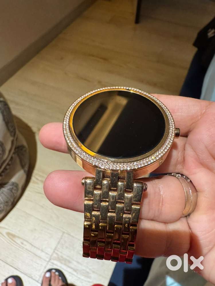Michael kors rose-gold smart watch