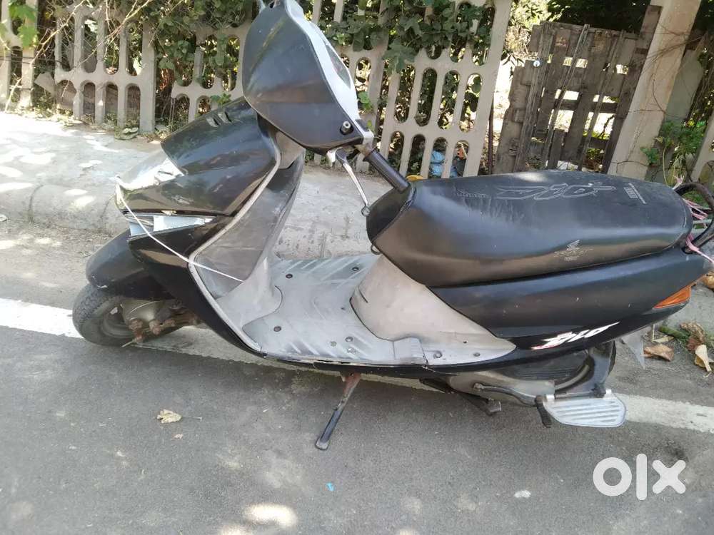 Well-Maintained Scooter for Sale - Good Condition