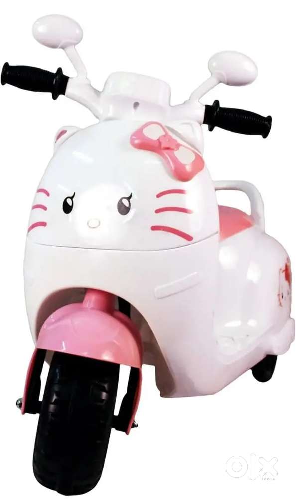 Kids electric ride-on scooter