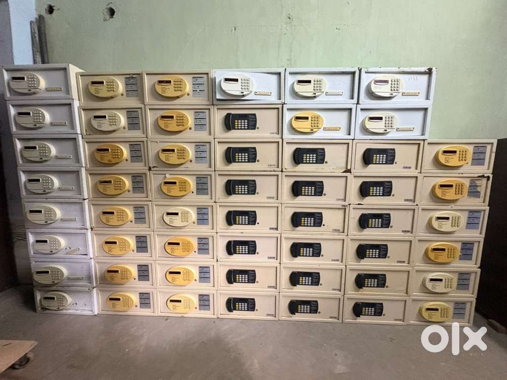 Heavy digital lockers