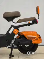 Kugoo Kirin T2 Electric Bike (E-Moped style)