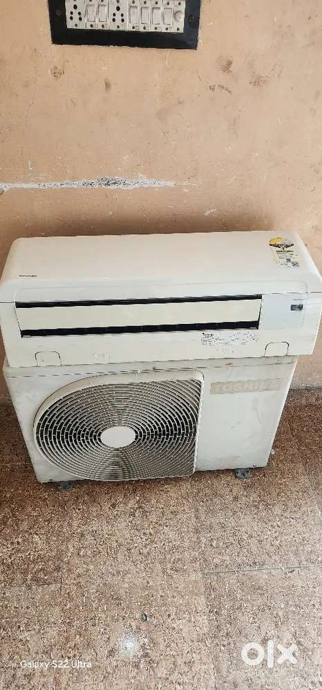 TOSHIBA AC