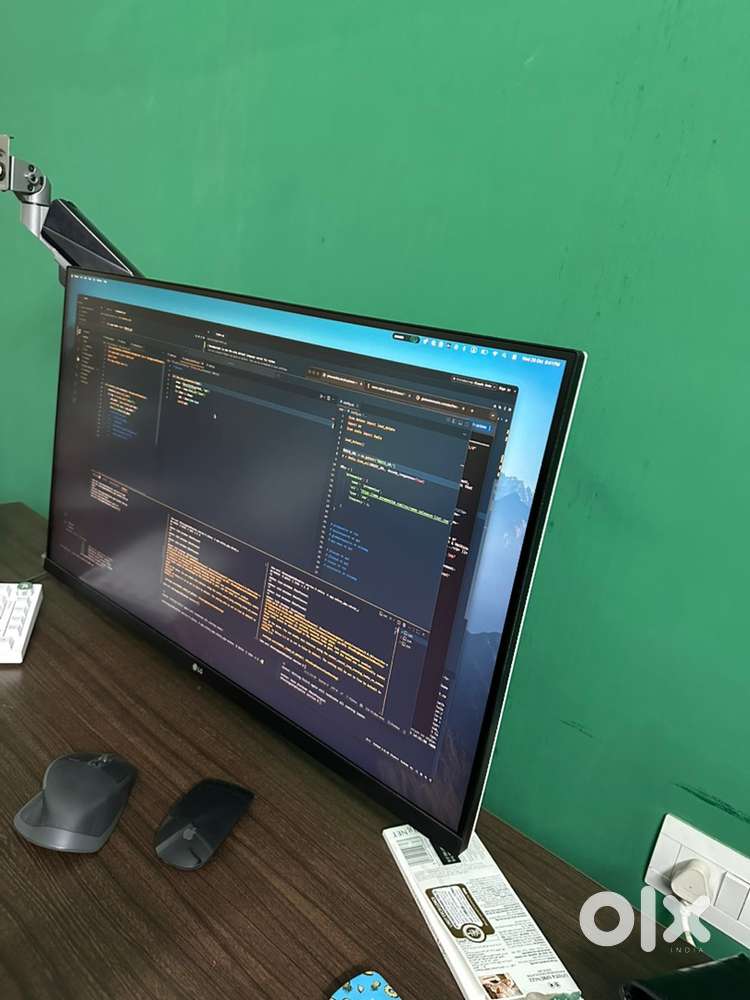 LG 80 cm (31.5 Inches) UHD 4K Monitor (New Condition)