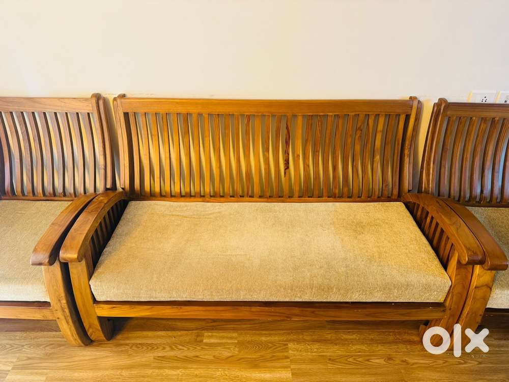 Teak wood 3+2 sofas with cushions