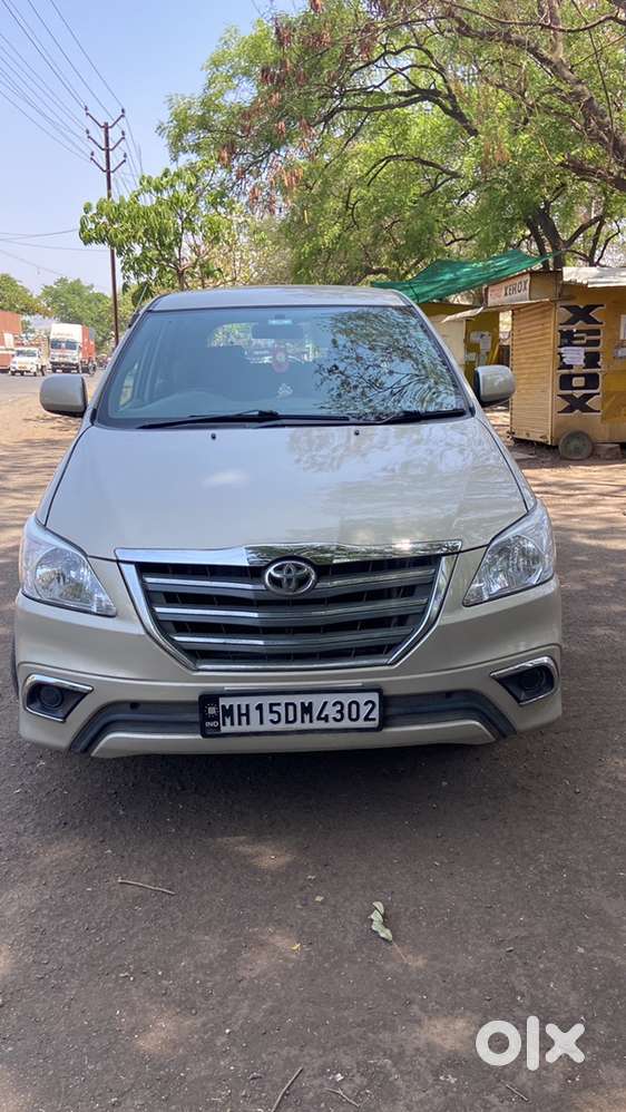 Toyota Innova 2012 Diesel Well Maintained