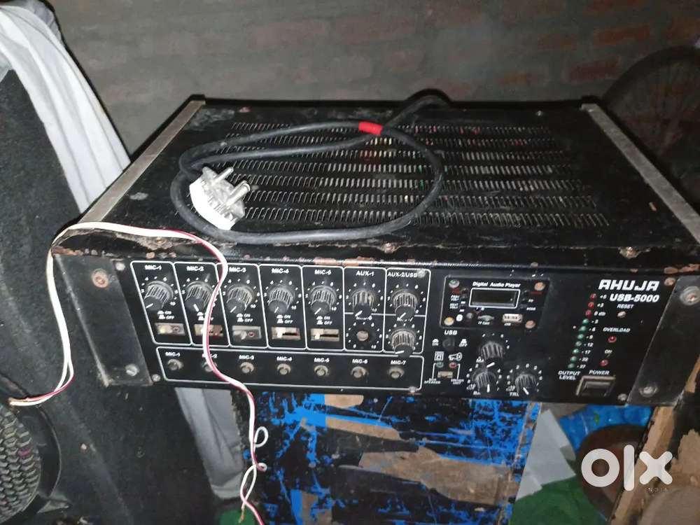 Rent Ahuja 500 watts amplifier