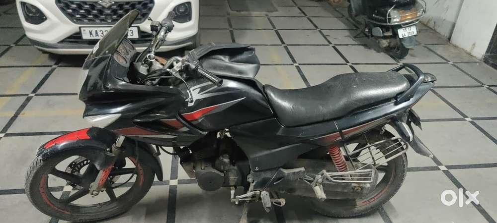 Karizma r 2011