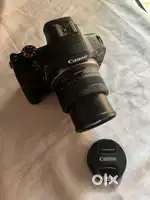 EOS  R100 canon