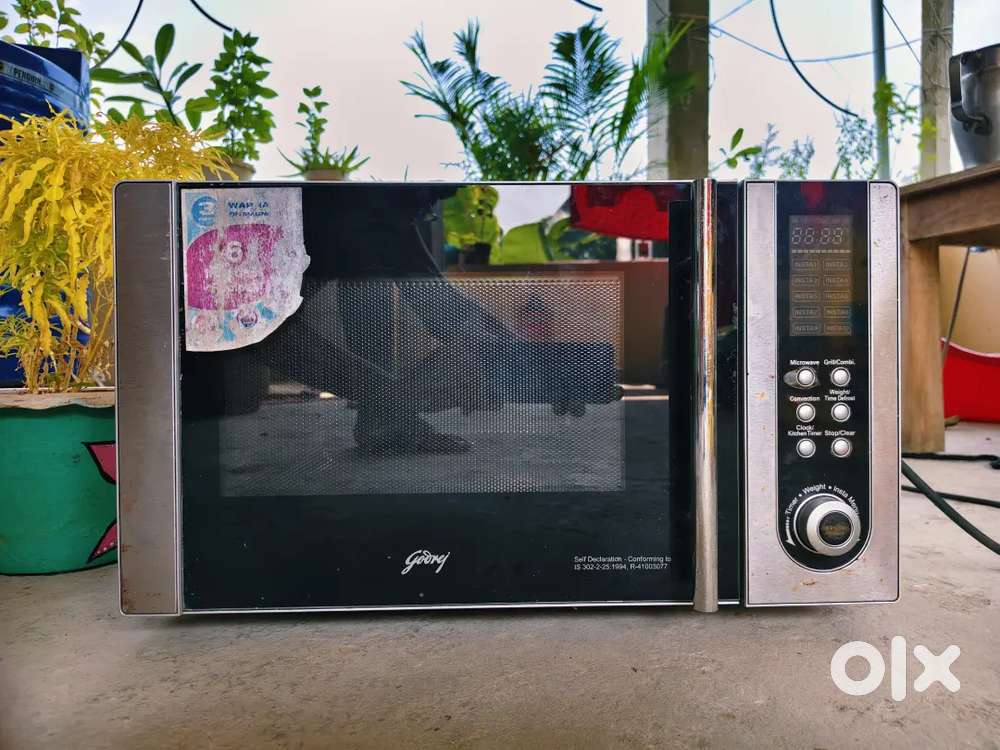 Microwave oven (Godrej)