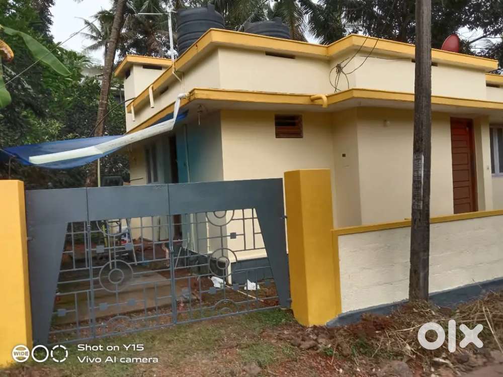 5 cent single property with 2 bedrooms . 200 meter from bustop