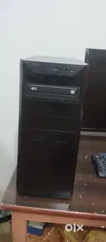 CPU Intel Core i7 7genertion 16gbRam 3.60Ghz  1year old
