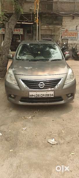 Nissan Sunny 2012 Diesel 174000 Km Driven New tire New battery