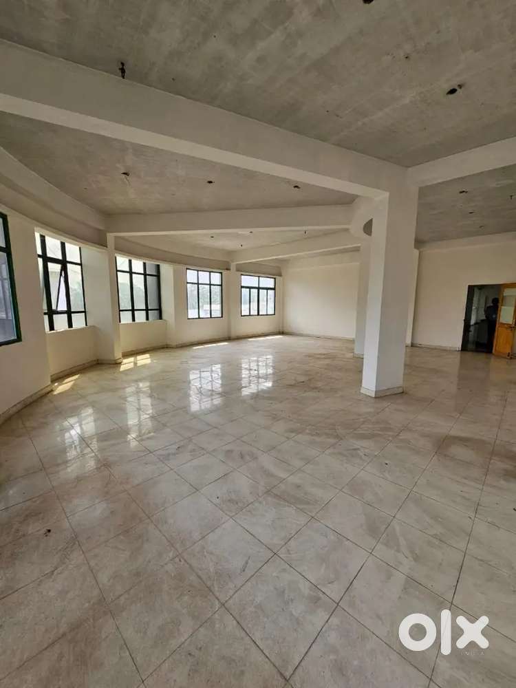 1075 SQFT COMMERCIAL SPACE FOR RENT NEAR ERANJIPALAM