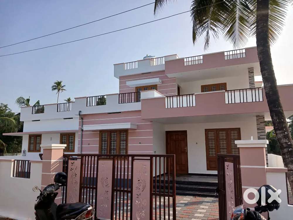 ചേർത്തല കോടതികവലയിൽ നിന്നും 1 കിലോമീറ്റർ 3 bhk 65 LAKH