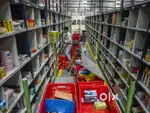 Wanted m/f warehouse packing helpers [ partime/ night / day ]