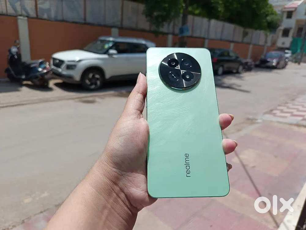 Realme C65. 5g