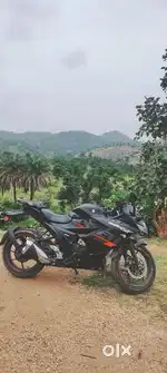 Suzuki gixxer