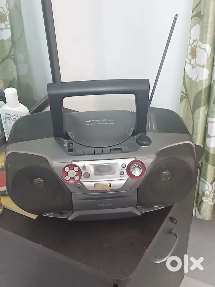 Philips dvd sound machine az5740