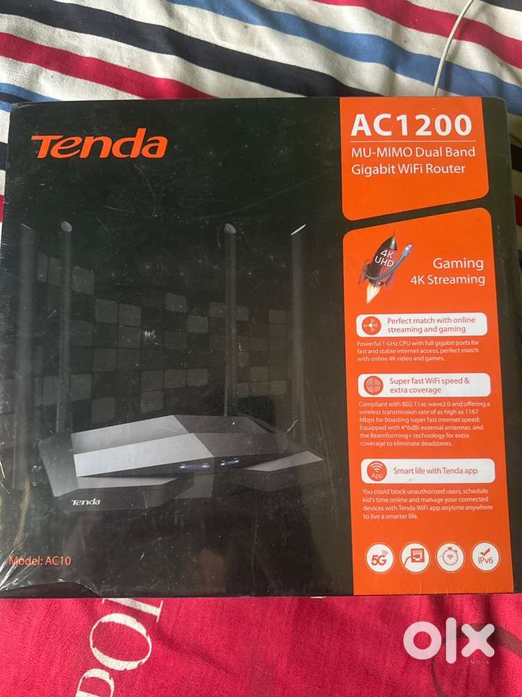 (UNOPENED) Tenda MU-MIMO Dual Band Gigabit WiFi Router AC1200