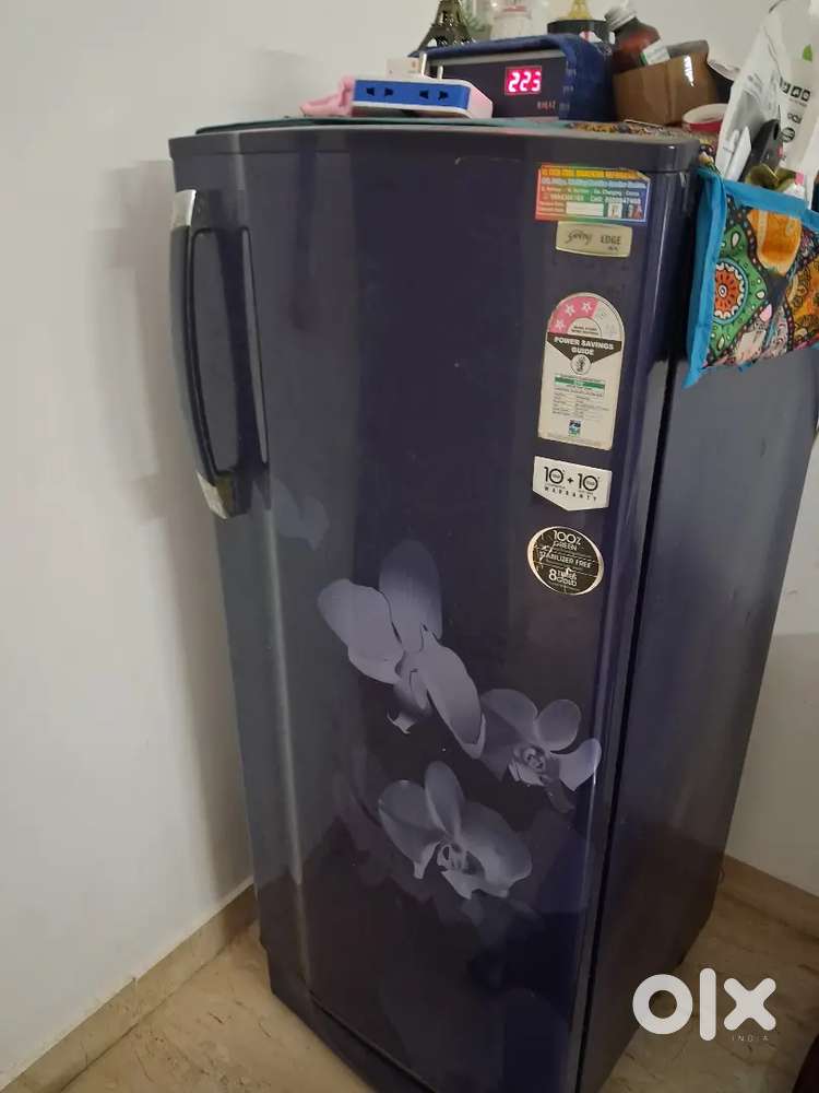 Fridge second hand 5 years old