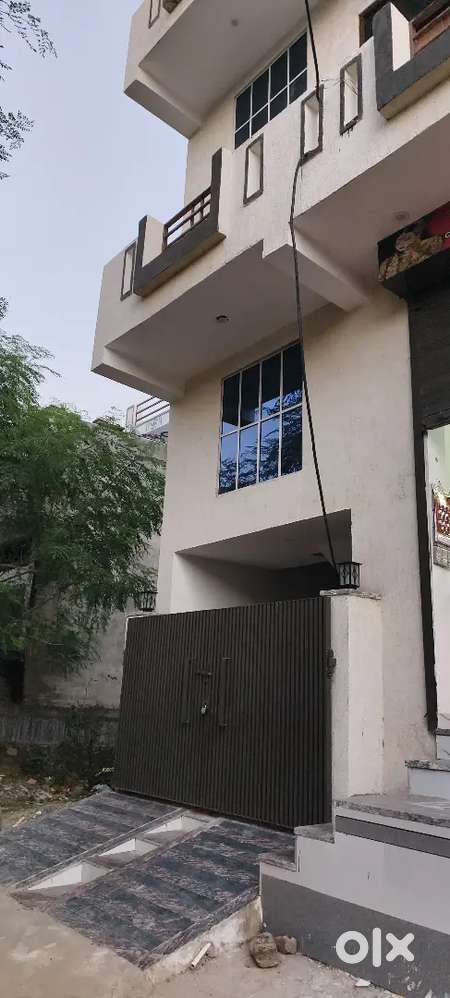 Rent for 1st floor 2 rooms