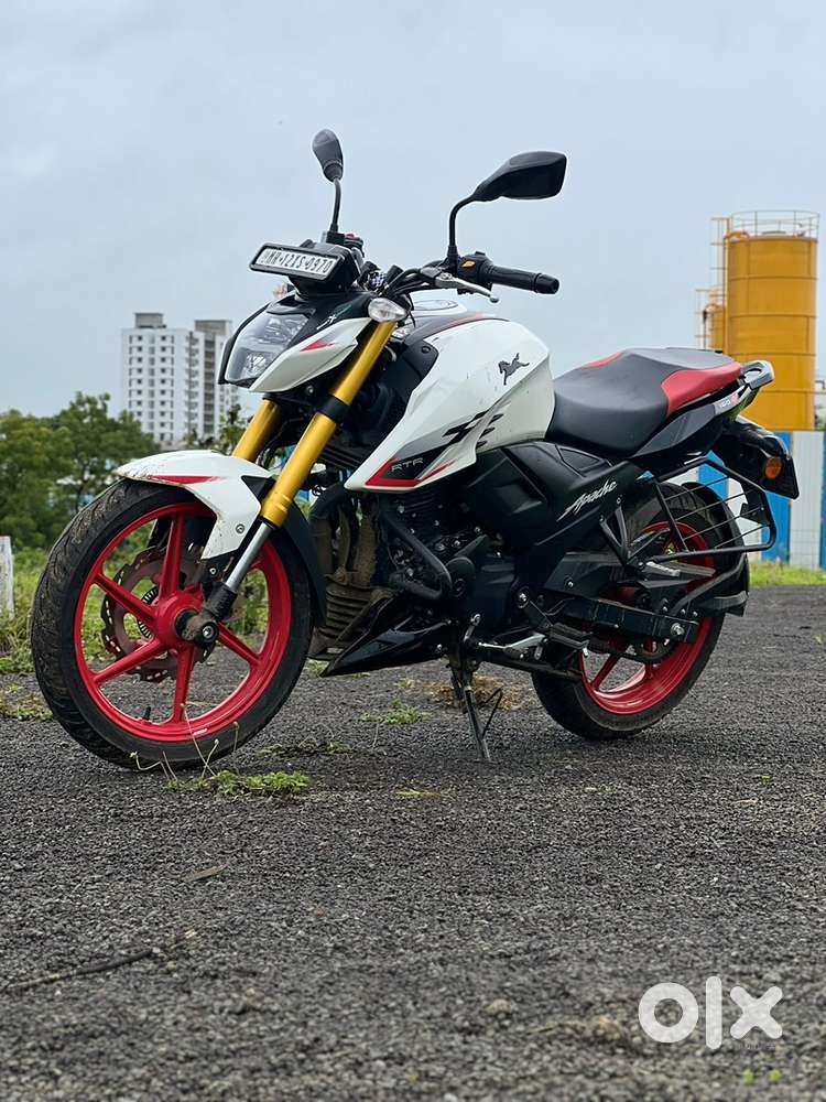 APACHE 160 4v USD  - Dual channel ABS top variant in the segment