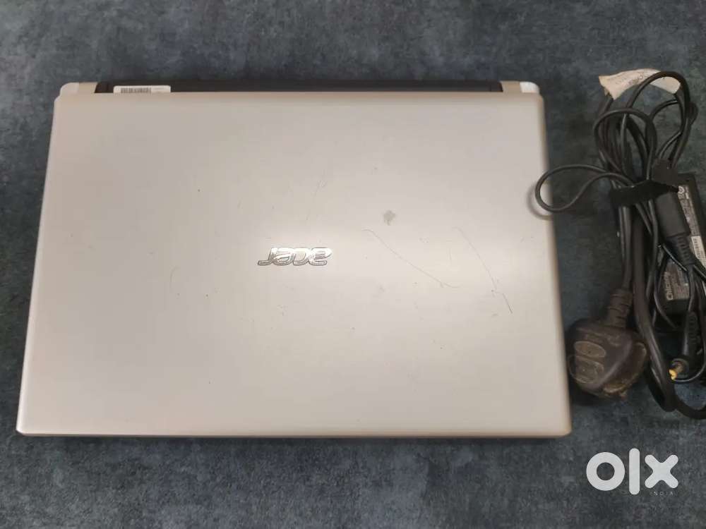 Acer Aspire V5 Dead Laptop – For Parts Only – With Charger