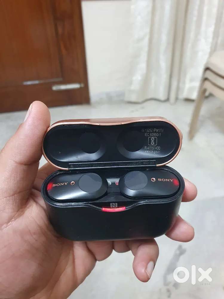 Sony earbuds WF-1000XM3 for sale