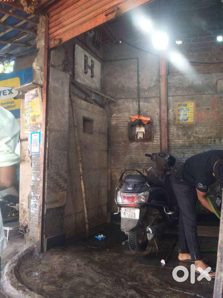 Required Two wheelers mechanic for parts shop