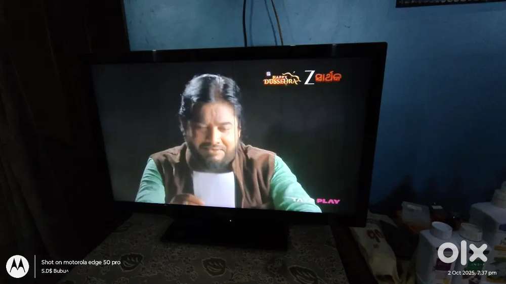 2016 model Panasonic LCD Tv 32 inches