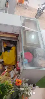 Shop glass wooden counter