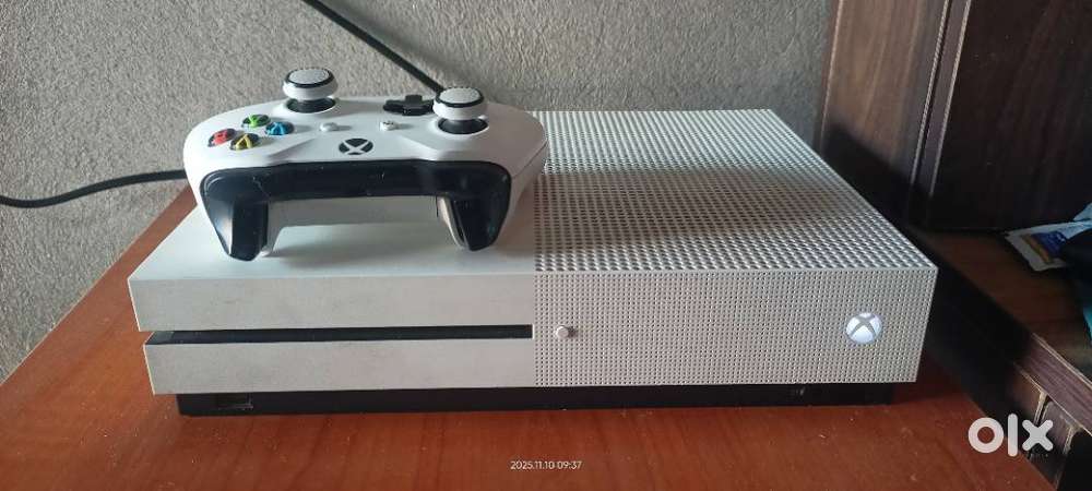X box one S 1 tb