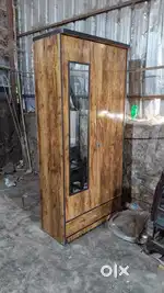 Fabhia Furniture shop almari size 5x5x30 price 3200