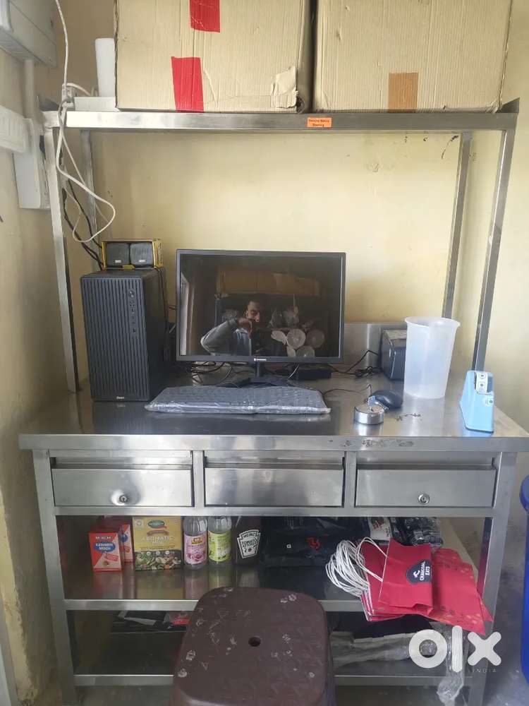 Charcoal eats Team member